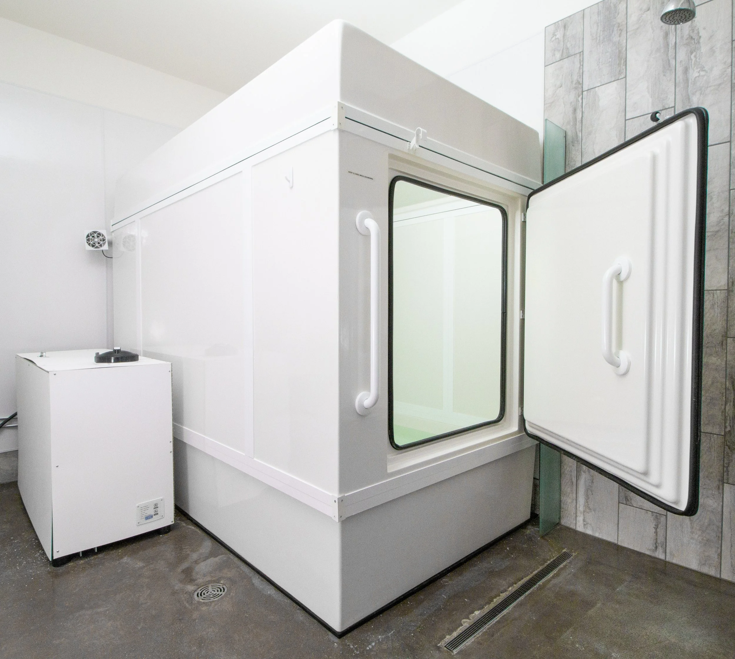 Pro Float Inc. cabin-style float tank
